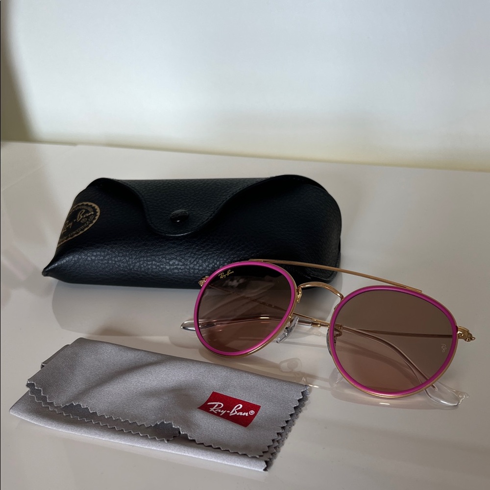 Ray-Ban Gold and Pink Round Sunglasses